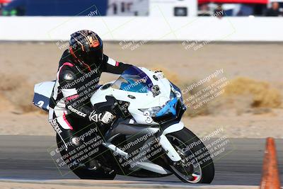 media/Jan-08-2022-SoCal Trackdays (Sat) [[1ec2777125]]/Turn 15 Inside (950am)/